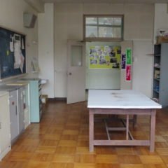 まるごと撮影できちゃう学校スタジオ・印刷室・綺麗に片付け中です。