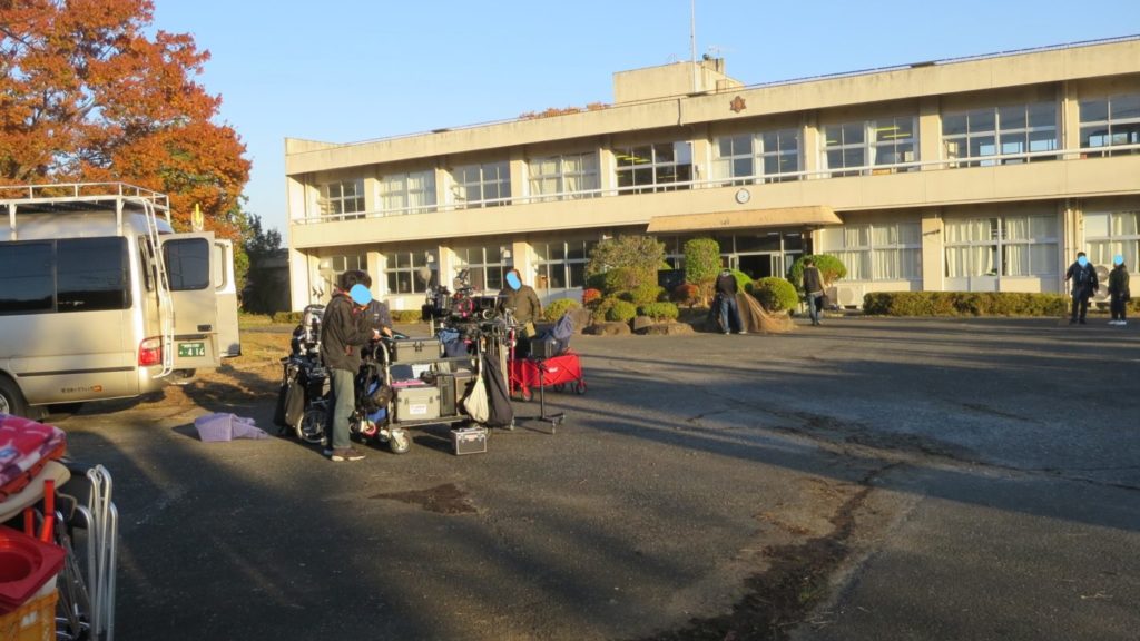 まるごと撮影できちゃう学校スタジオ・撮影機材・撮影スタッフ