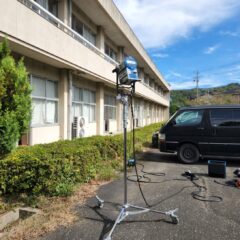 学校スタジオ・撮影・照明機材・ロケハン・学校スタジオ・廊下・学校の廊下・学校スタジオ・筑波山・高校生の教室・学校スタジオ・学校撮影・ミュージックビデオ撮影現場・撮影スポット・学園ドラマ・コマーシャル撮影・CM撮影・映画撮影・再現ドラマ撮影・コスプレ撮影・ユーチューブ撮影・アトリエミカミ・管理運営・学校撮影・レンタルスタジオ・東京近郊・東京・東京・関東・桜川市・真壁町・撮影専用物件