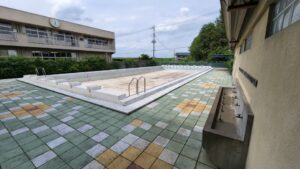 プール撮影・学校のプール・プール清掃シーン・行田学校スタジオ・校庭・清掃・北河原高等学校・高校スタジオ・東京近郊・ミュージックビデオ撮影・映画撮影・ドラマ撮影・再現ドラマ撮影・YouTube撮影・コスプレ撮影・レンタルスタジオ・貸しスタジオ・ハウススタジオ・撮影場所・ロケ地・ロケ場所・アトリエミカミ管理運営・メインロケハン・ロケハン・オールスタッフロケハン・下見・ロケ弁・ロケ地・ロケ場所郊・学校名看板撮影・撮影場所・撮影地・アトリエミカミ撮影場所管理物件・学校ロケ場所・学校ロケ地・学校・高校スタジオ・ミュージックビデオ撮影・映画撮影・ドラマ撮影・再現ドラマ撮影・YouTube撮影・コスプレ撮影・レンタルスタジオ・貸しスタジオ・ハウススタジオ・撮影場所・ロケ地・ロケ場所・アトリエミカミ管理運営・メインロケハン・ロケハン・オールスタッフロケハン・下見・ロケ弁・ロケ地・ロケ場所郊・学校名看板撮影・撮影場所・撮影地・アトリエミカミ撮影場所管理物件・学校ロケ場所・学校ロケ地・学校・高校スタジオ・ロケ弁・日本テレビ・ＴＢＳテレビ・テレビ東京・テレビ朝日・ＮＨＫ・フジテレビ・テレビ大阪・東海テレビ・メーテレ・朝日放送・中京テレビ・名古屋テレ