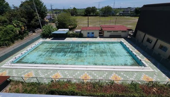 プール撮影・学校のプール・プール清掃シーン・行田学校スタジオ・校庭・清掃・北河原高等学校・高校スタジオ・東京近郊・ミュージックビデオ撮影・映画撮影・ドラマ撮影・再現ドラマ撮影・YouTube撮影・コスプレ撮影・レンタルスタジオ・貸しスタジオ・ハウススタジオ・撮影場所・ロケ地・ロケ場所・アトリエミカミ管理運営・メインロケハン・ロケハン・オールスタッフロケハン・下見・ロケ弁・ロケ地・ロケ場所郊・学校名看板撮影・撮影場所・撮影地・アトリエミカミ撮影場所管理物件・学校ロケ場所・学校ロケ地・学校・高校スタジオ・ミュージックビデオ撮影・映画撮影・ドラマ撮影・再現ドラマ撮影・YouTube撮影・コスプレ撮影・レンタルスタジオ・貸しスタジオ・ハウススタジオ・撮影場所・ロケ地・ロケ場所・アトリエミカミ管理運営・メインロケハン・ロケハン・オールスタッフロケハン・下見・ロケ弁・ロケ地・ロケ場所郊・学校名看板撮影・撮影場所・撮影地・アトリエミカミ撮影場所管理物件・学校ロケ場所・学校ロケ地・学校・高校スタジオ・ロケ弁・日本テレビ・ＴＢＳテレビ・テレビ東京・テレビ朝日・ＮＨＫ・フジテレビ・テレビ大阪・東海テレビ・メーテレ・朝日放送・中京テレビ・名古屋テレ