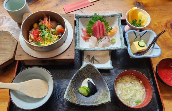 ふかがわ釜めし・千姫釜めし・常総市・水海道・撮影用アパートスタジオ・アパートスタジオ・撮影専用・撮影専用に改造したアパートスタジオ・撮影用電源。壁の取り外し・撮影用物件・ハウススタジオ・レンタルハウス・貸しスタジオ・アトリエミカミ・管理運営・スタジオ料金・映画撮影・ドラマ撮影・再現ドラマ撮影・YouTube撮影・ミュージックビデオ撮影・CM撮影・東京・東京近郊・連続ドラマ撮影・ロケ地・ロケ場所・有名作品・ロケ地巡り・ロケハン・ロケ弁・撮影場・美術建込・ドローン撮影・日本テレビ・テレビ朝日・テレビ東京・フジテレビ・ネットフリックス・ＣＭ撮影・撮影スタジオ・東京都・埼玉県・千葉・神奈川・茨城・関東圏・