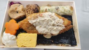 自動車整備工場・ロケーションコーデネート物件・撮影場所・自動販売機隠し・ロケ弁・のり弁・アトリエミカミ物件