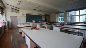 撮影で使える学校スタジオ・理科室・実験室・東京近郊・ロケ地